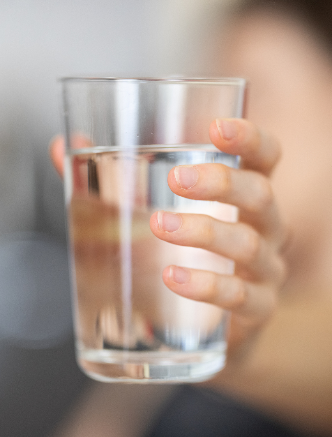 10 Signs You’re Not Drinking Enough Water