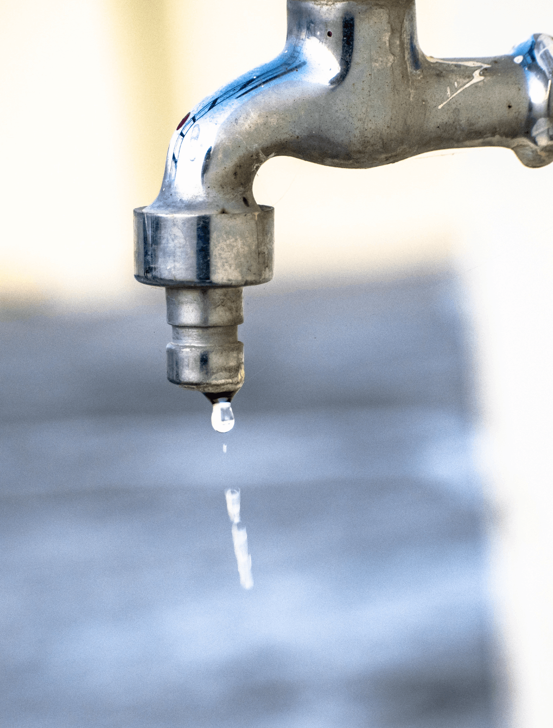 How Long Can I Store Tap Water in the UK?